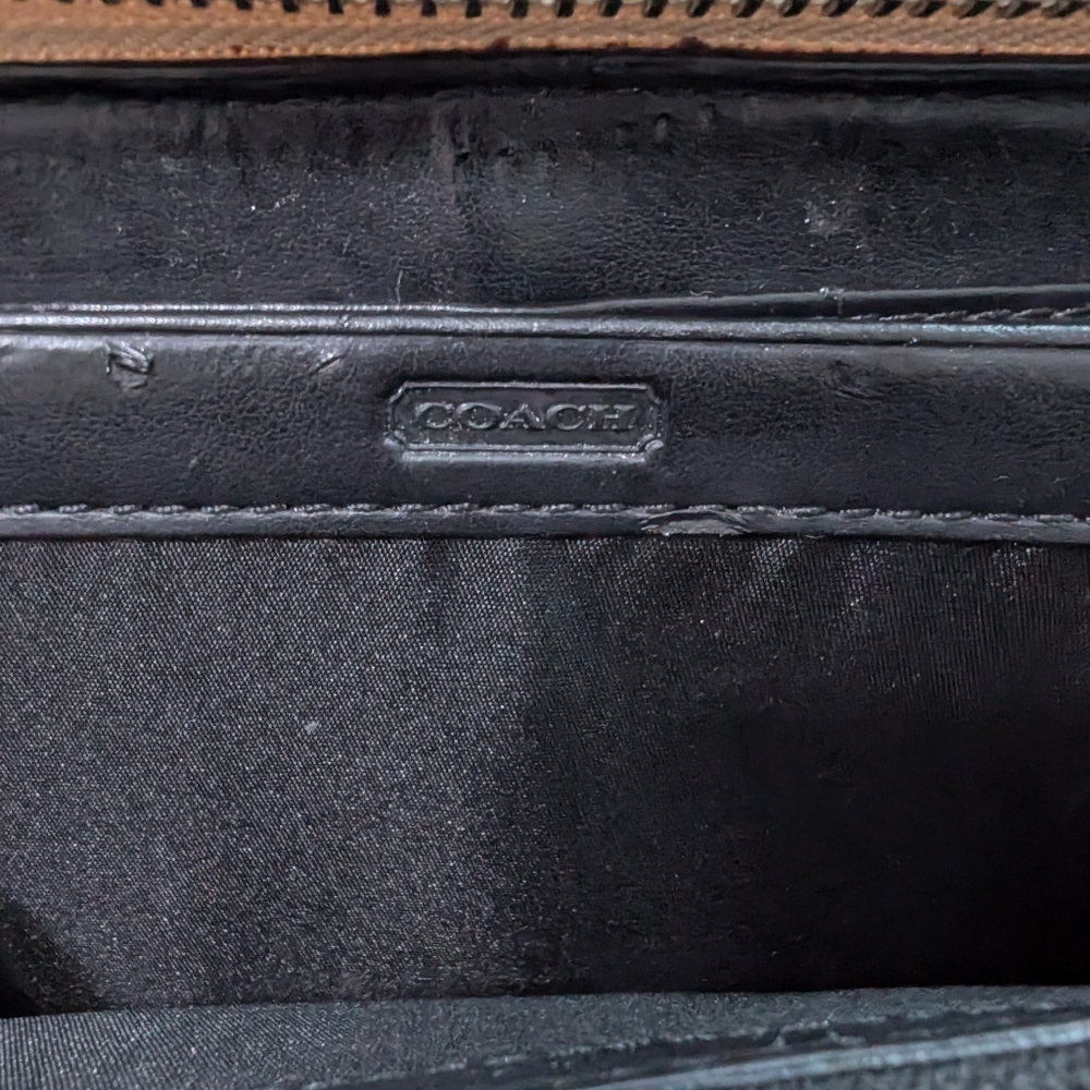 Coach Peyton Patent Leather Embossed Wallet - Picture 7 of 7